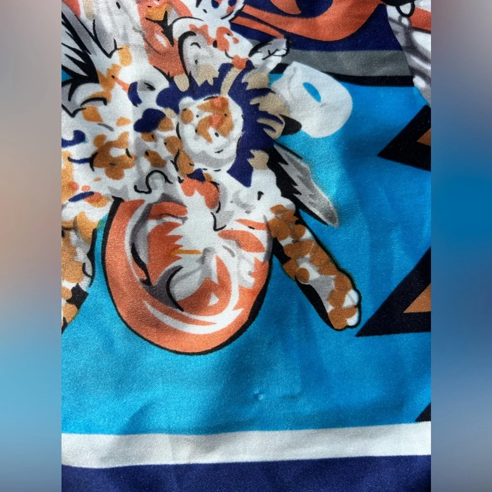 silk scarf  VALOIS VINTAGE PARIS xl size printed kachina - Picture 6 of 11